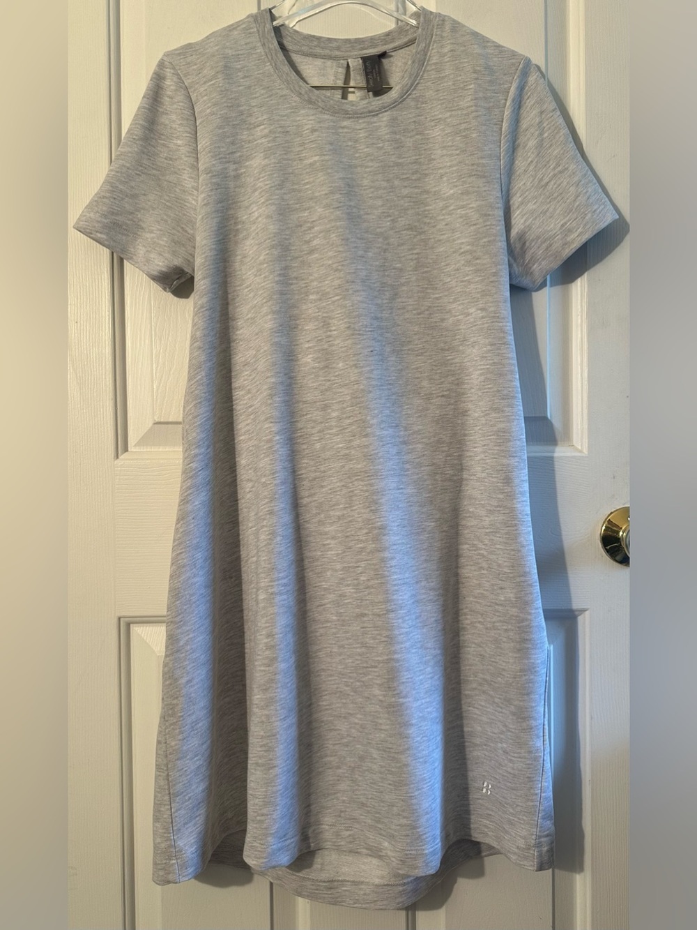 SWEATY BETTY Medium Meditate Dress Athleisure Activewear Gray Tie Back Cut Out